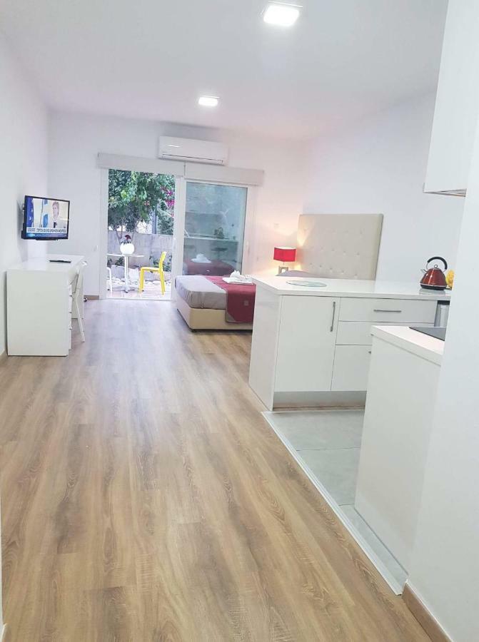 Ground Floor Studio Пафос Экстерьер фото